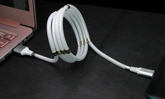 磁吸收納數據線